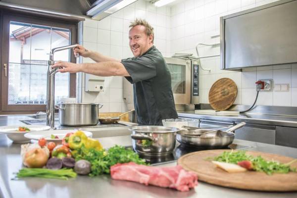 Apparthotel Feldhof - Living and Bistro