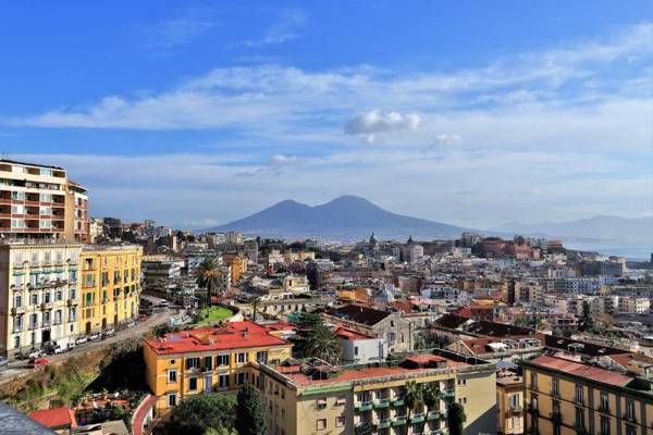 The Britannique Hotel Naples Curio Collection By Hilton