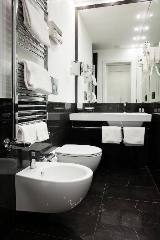 LHP Napoli Palace & SPA