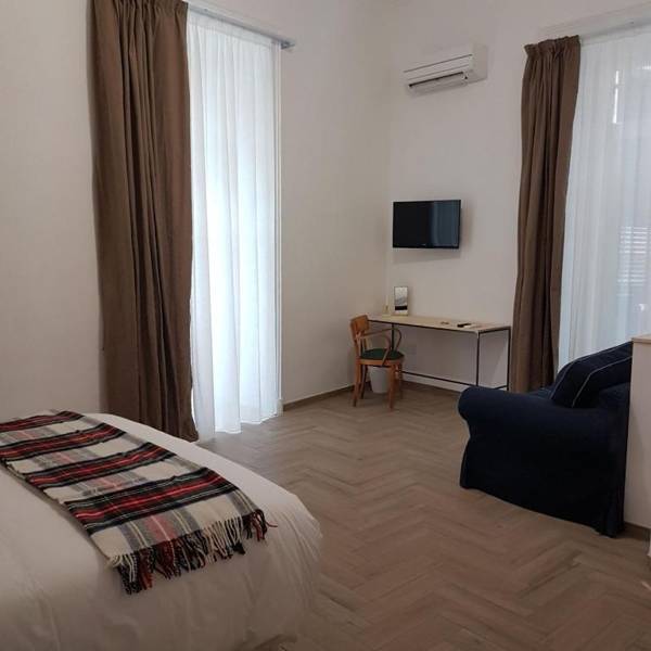 Palazzo Bevilacqua Napoli B&B