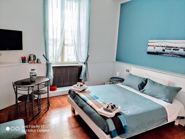 LA CASA DEL SOLE A MERGELLINA