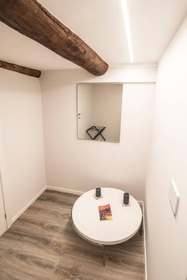 Three Houses Toledo - Grey apartament