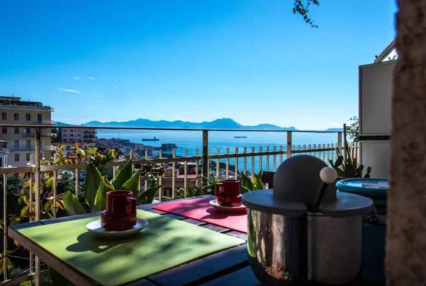 Naima Sea View Design Apartment