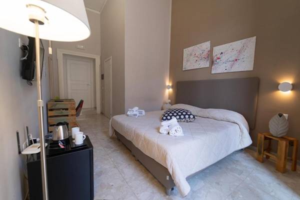 HR Boutique Porto Napoli Centro by ClaPa Group