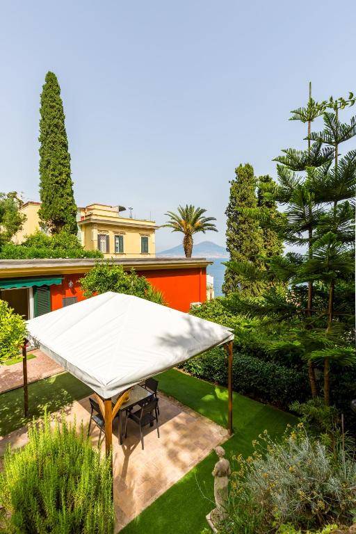 Villa Dolcevita by Napoliapartments
