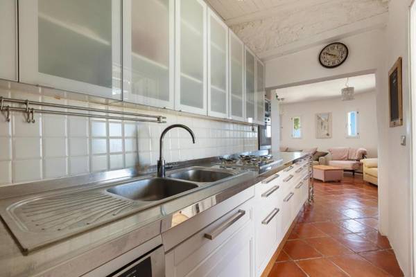 Villa Valeria by BarbarHouse