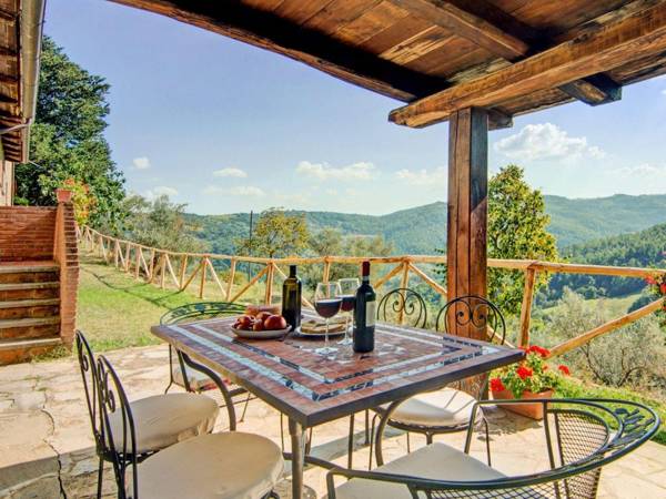 Agriturismo with equestrian centre horses and options to go horse riding