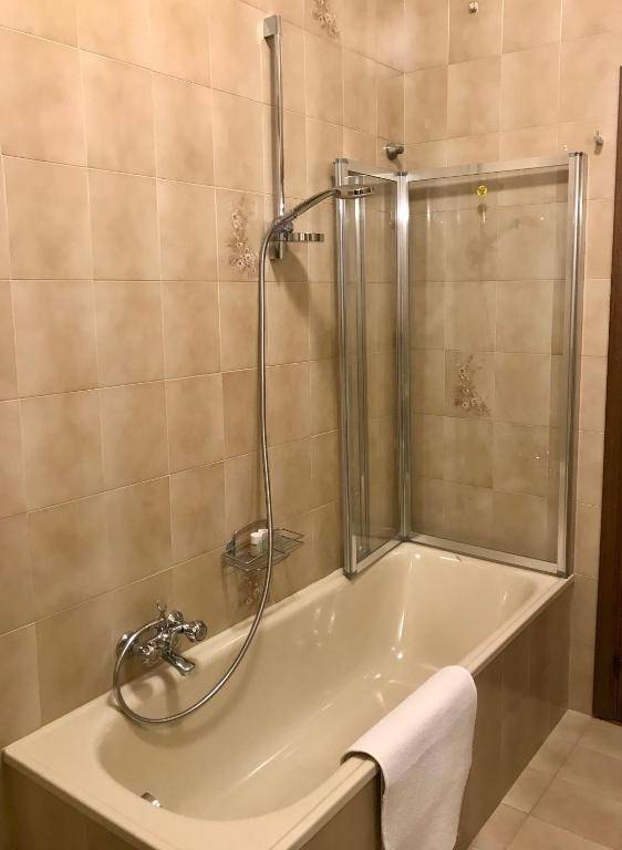 The Grapevine by MANVI