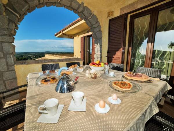 Peaceful Villa in Montefiascone with Bubble Bath