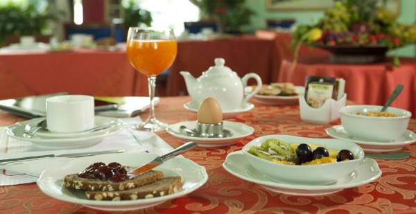 Castagna Palace Hotel & Restaurant