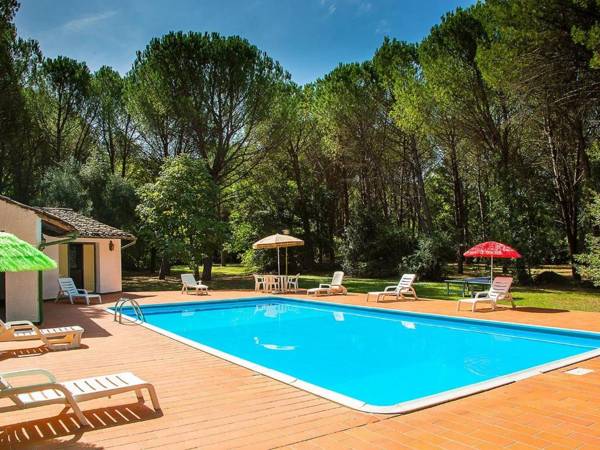 Gorgeous Holiday Home in Montecatini Val di Cecina with Pool