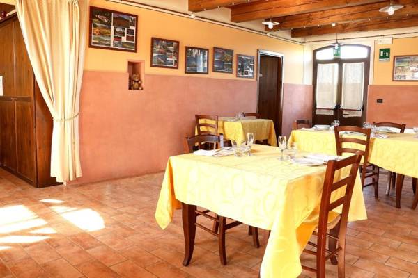 6 bedrooms villa with private pool furnished garden and wifi at Montecarotto