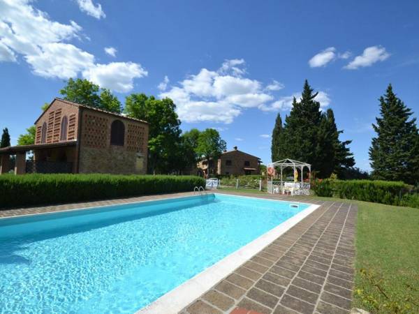 Spacious Apartment in Montaione Italy with Swimming Pool