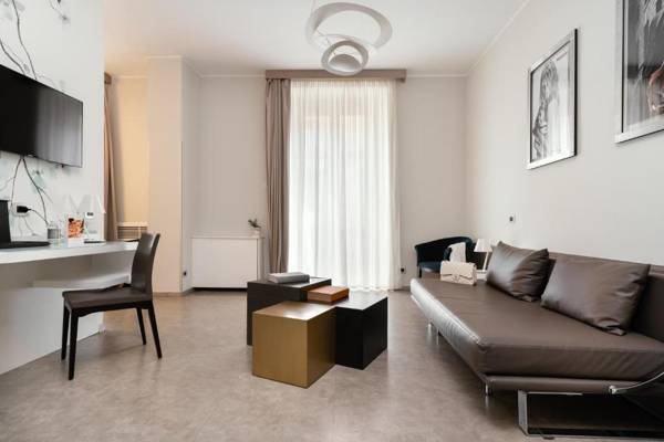 Montenapoleone Suites