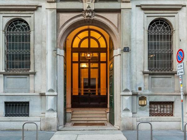 easyhomes-Duomo Suites & Apartments