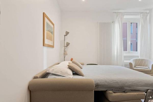 Amazing studio with botanic touch in the Center