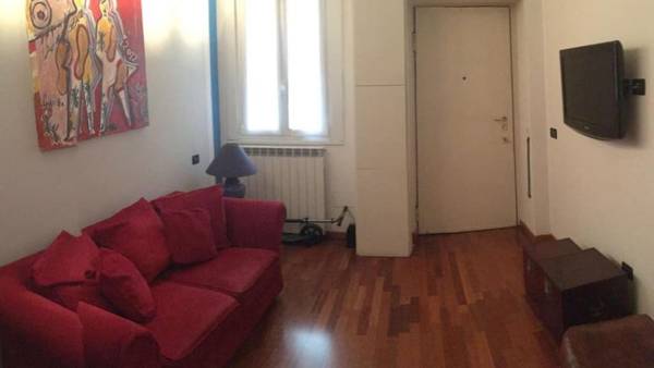 Stunning apt in the design district