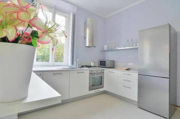 Bacone Liberty Flora