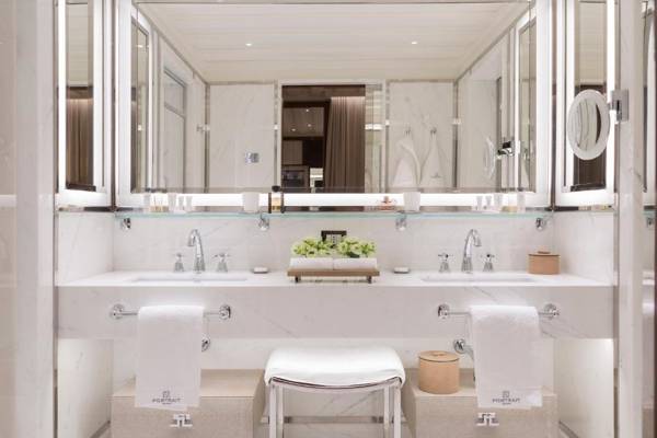 Portrait Milano - Lungarno Collection