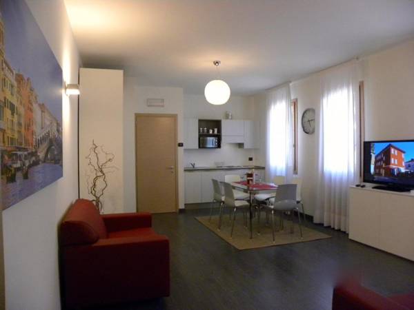 Venice Apartments Dante