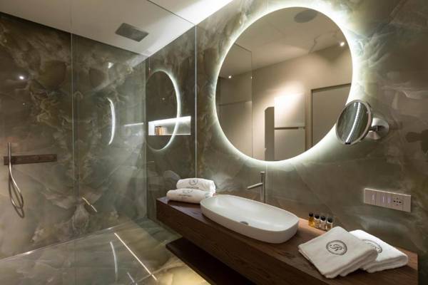 Grand Hotel Victoria concept & spa by R Collection Hotels