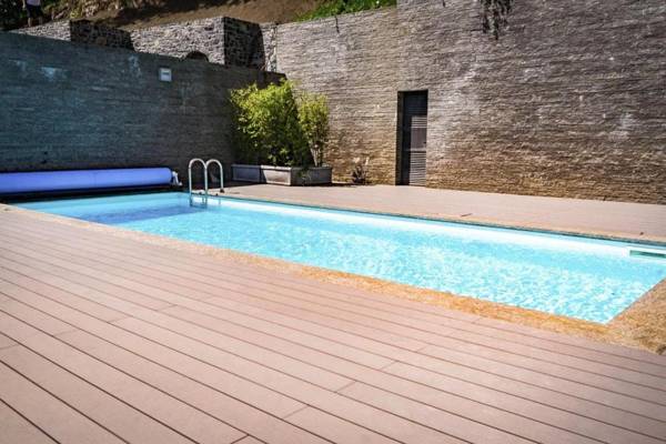 Villa Nicolette sleeps 8