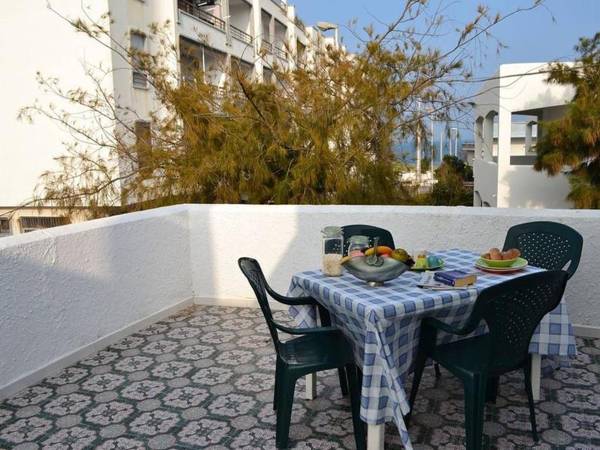 Beautiful Apartment On The Beach In Central Location With Spacious Balcony; Pets