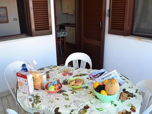 Holiday home with one bedroom living room and balcony and air conditioning in Torre dellO