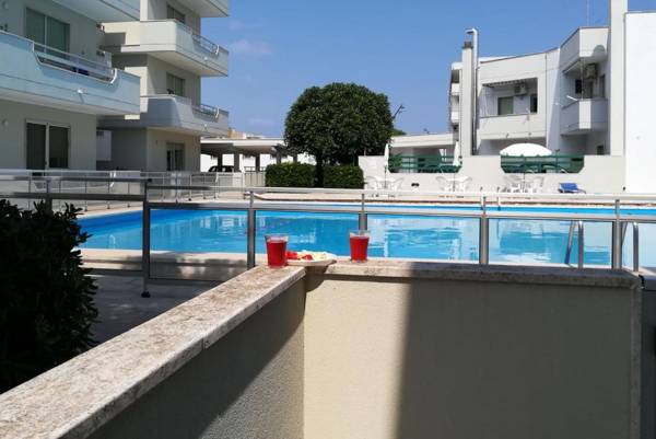 Casa vicino spiaggia e con piscina Torre Orso m135