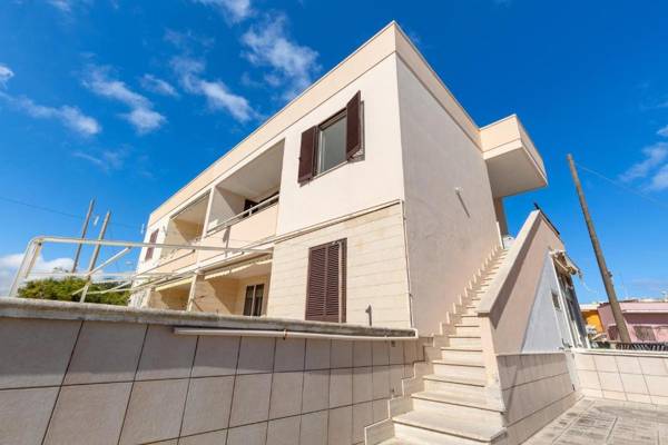 Carlotta's House by BarbarHouse