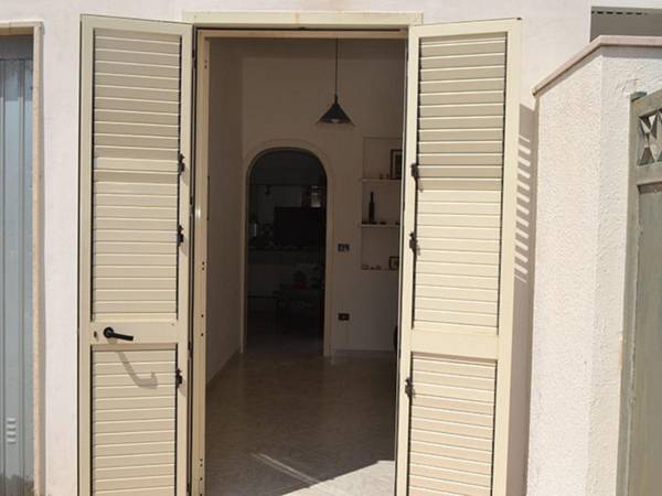 Three bedroom holiday home very close to the beach in San Foca