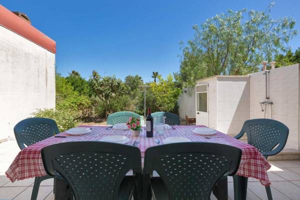 Villette Milos by BarbarHouse