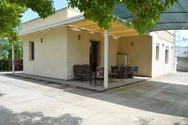 Villa for holidays by the sea and in the countryside and near the beaches of San Foca