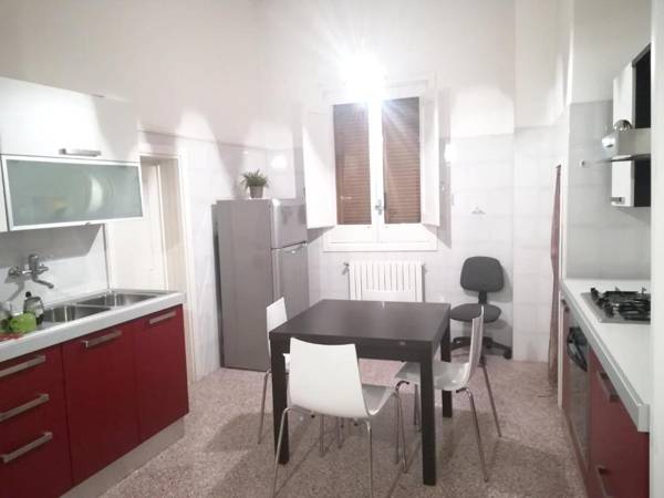 Workspace - One bedroom appartement with terrace and wifi at Matino