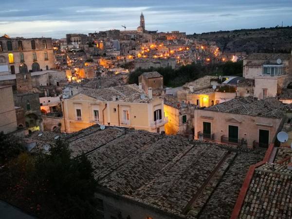 Dimore Pietrapenta Apartments Suites & Rooms ( Via Lucana 223 - Via Piave 23 )