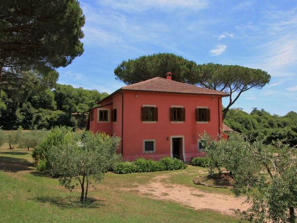 Stylish Apartment in Manziana with Swimming Pool