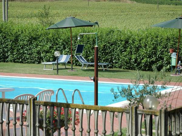 Vintage Apartment in Magione with Swimming Pool