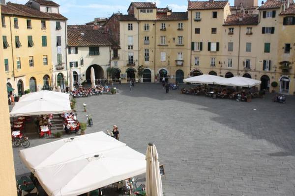 Micheli Suite Anfiteatro Square