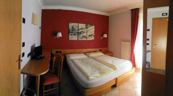 Hotel Garni Rin Da Rin