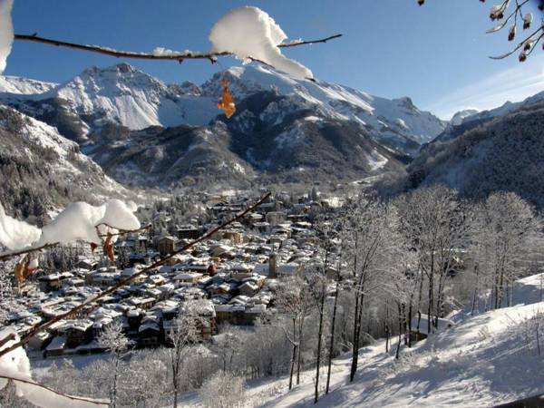 Margot House by Holiday World