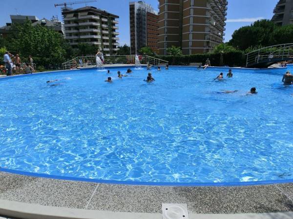 Wonderful studio with swimming pool spacious terrace and sea view