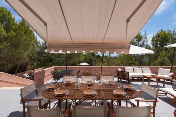 Villa Merienne by BarbarHouse