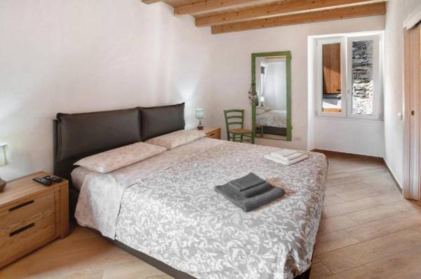 Thari House Como Lake