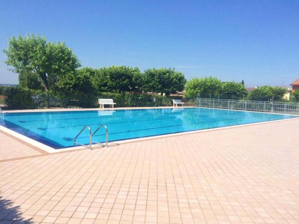 One bedroom appartement at Pacengo 500 m away from the beach with shared pool furnished terrace and wifi