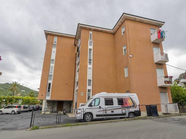 Simplistic Holiday Home in Imperia near Porto Maurizio