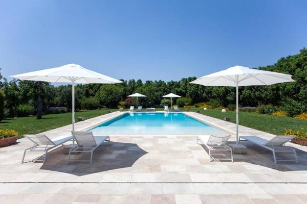 Extraordinary Estate with pool m800