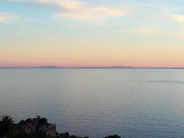 Perla del Levante Hostel