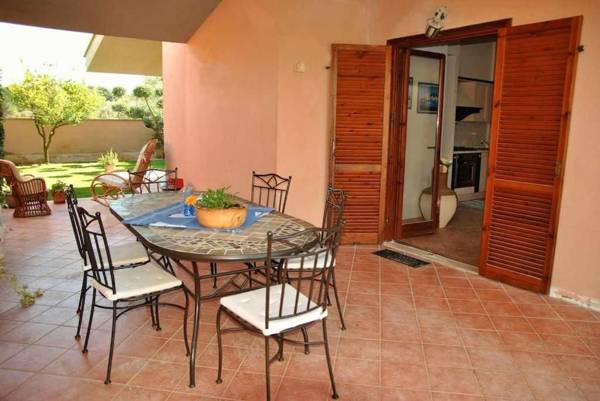 VILLA LENA 100 mt dal mare tra Terracina e Sperlonga