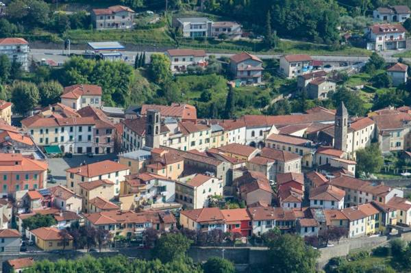 Albergo diffuso "Centoborghi"