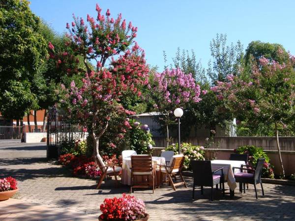 Hotel Gioia Garden